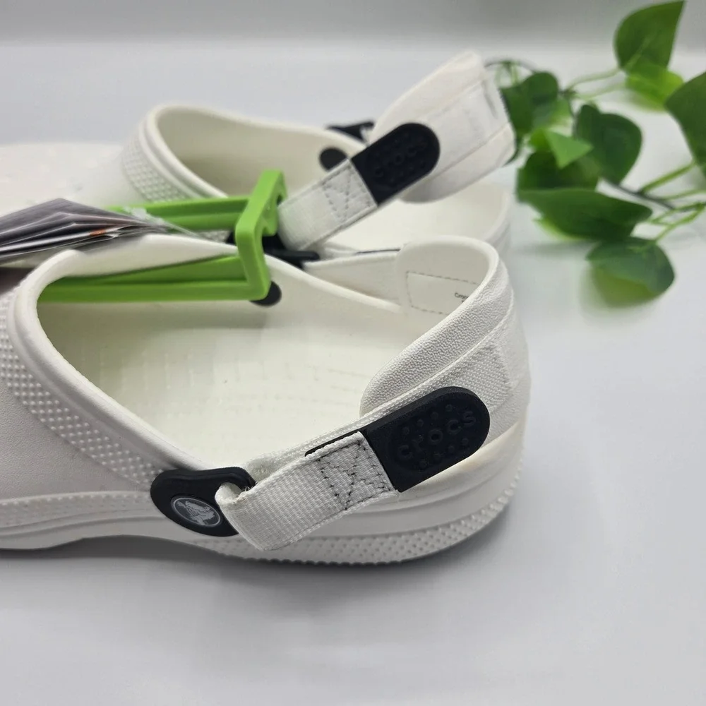 Crocs Classic Work Clog Mens White Slip Resistant Adjustable Strap M11
